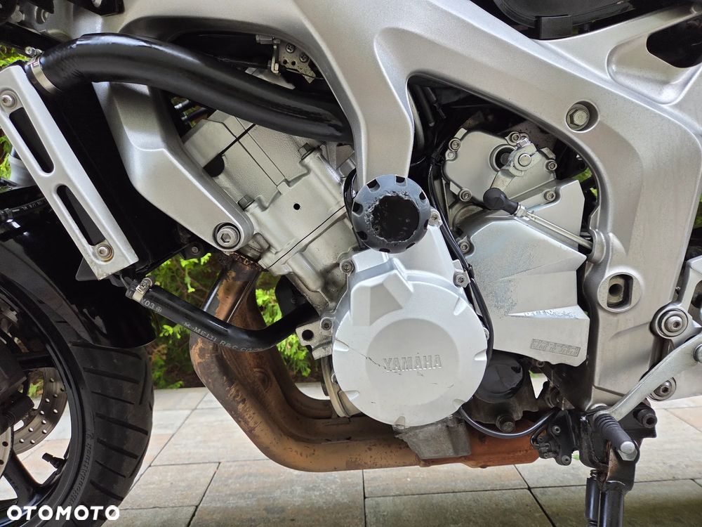 Yamaha FZ6 - 23