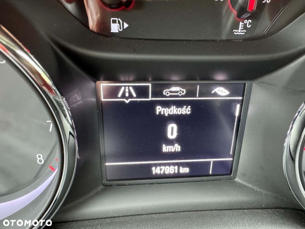 Opel Astra 1.4 T Dynamic - 10
