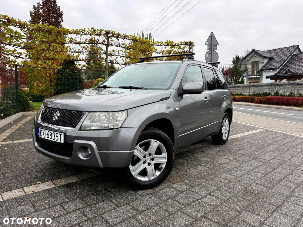Suzuki Grand Vitara 2.0 Comfort + - 3