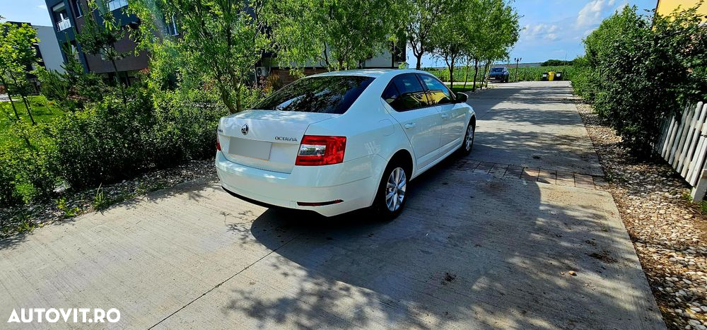 Skoda Octavia - 2