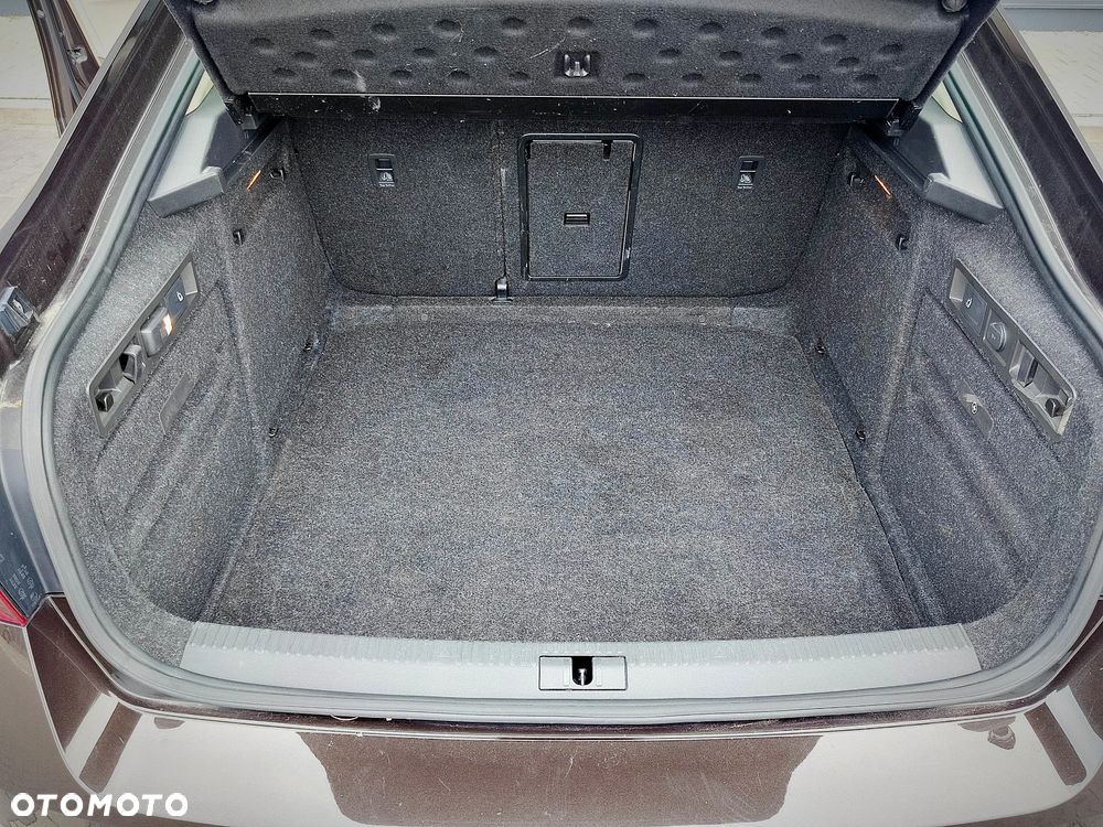 Skoda Superb 2.0 TSI 4x4 L&K DSG - 17