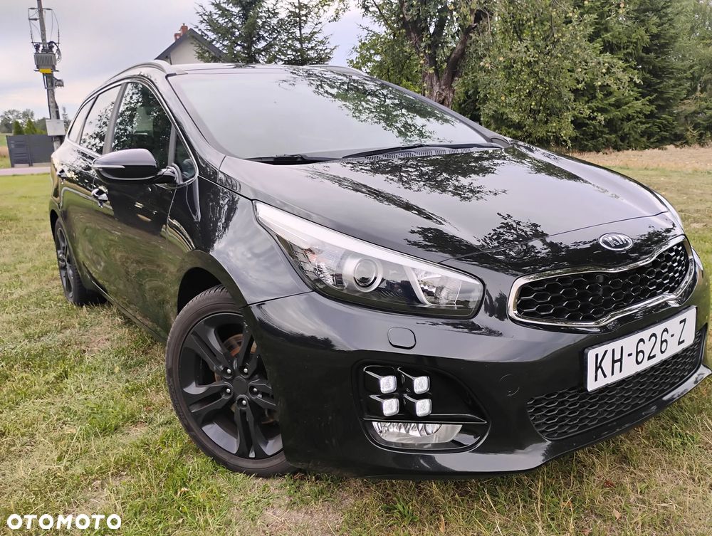 Kia Ceed 1.6 CRDi 136 ISG GT Line - 1
