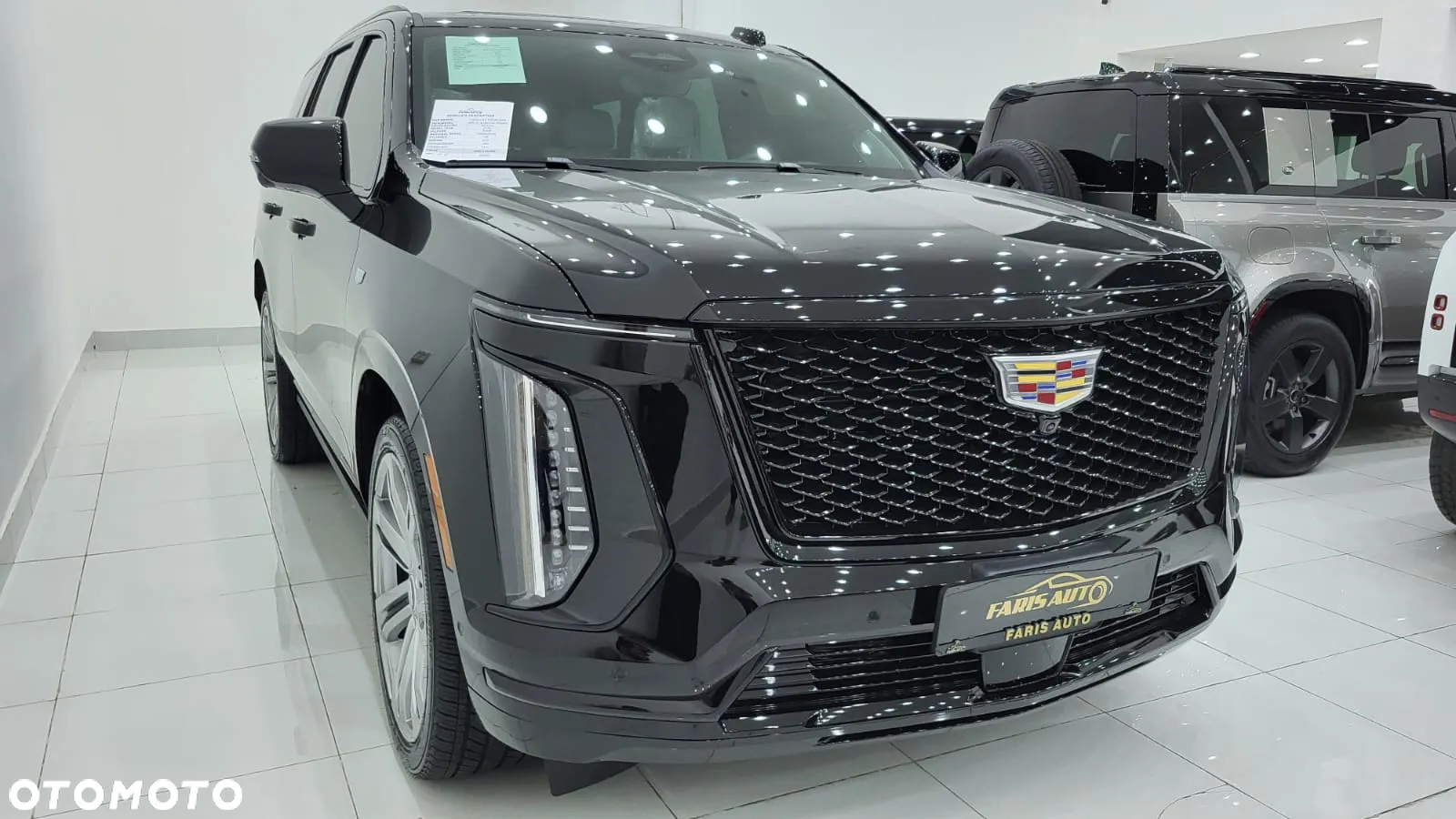 Cadillac Escalade - 38