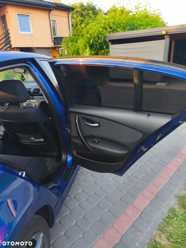BMW Seria 1 118d - 16