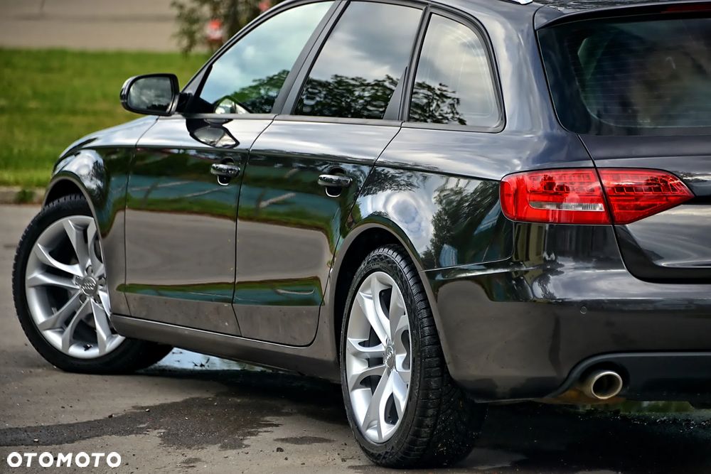 Audi A4 Avant 3.0 TDI Quattro Tiptronic - 17
