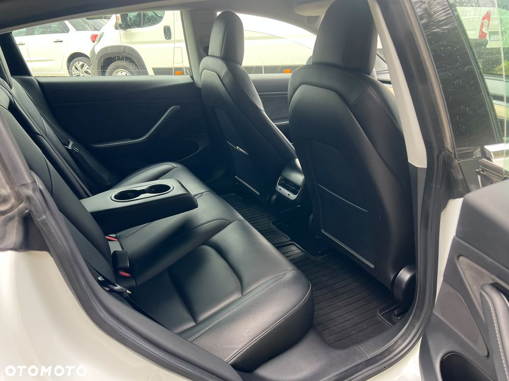 Tesla Model 3 Performance AWD - 23