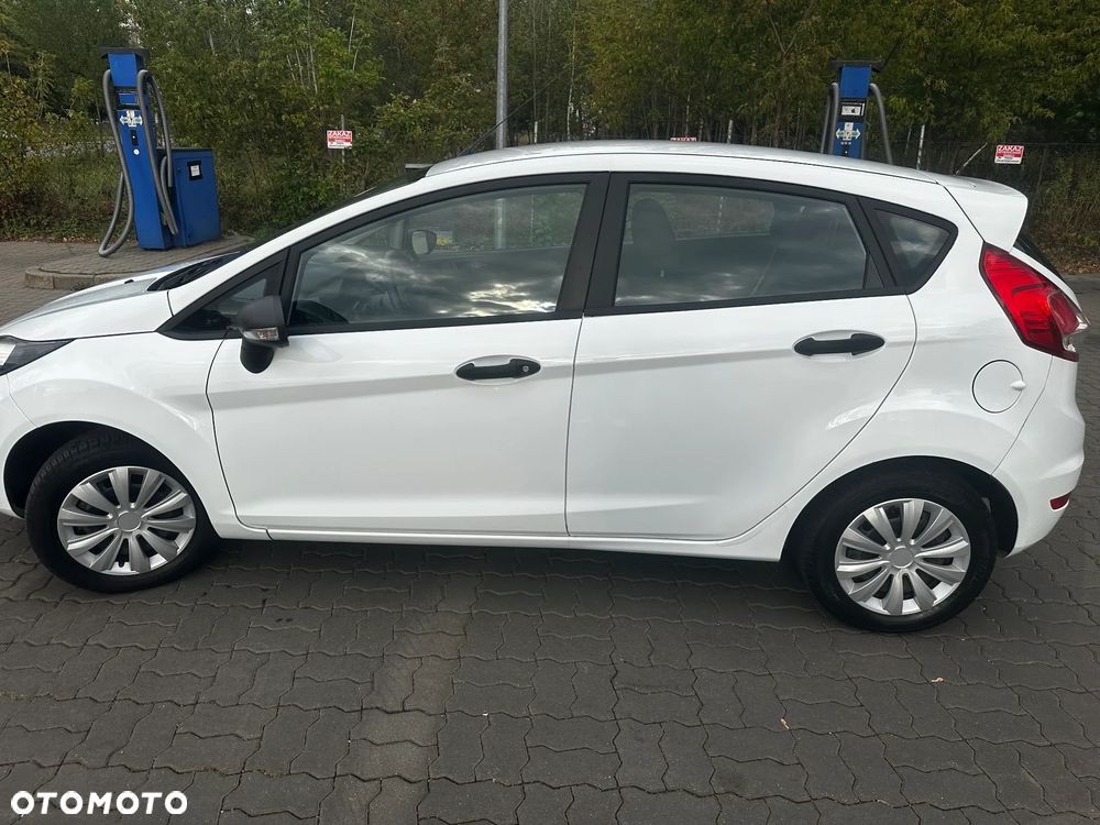 Ford Fiesta 1.25 Silver X (Ambiente) EU6 - 4