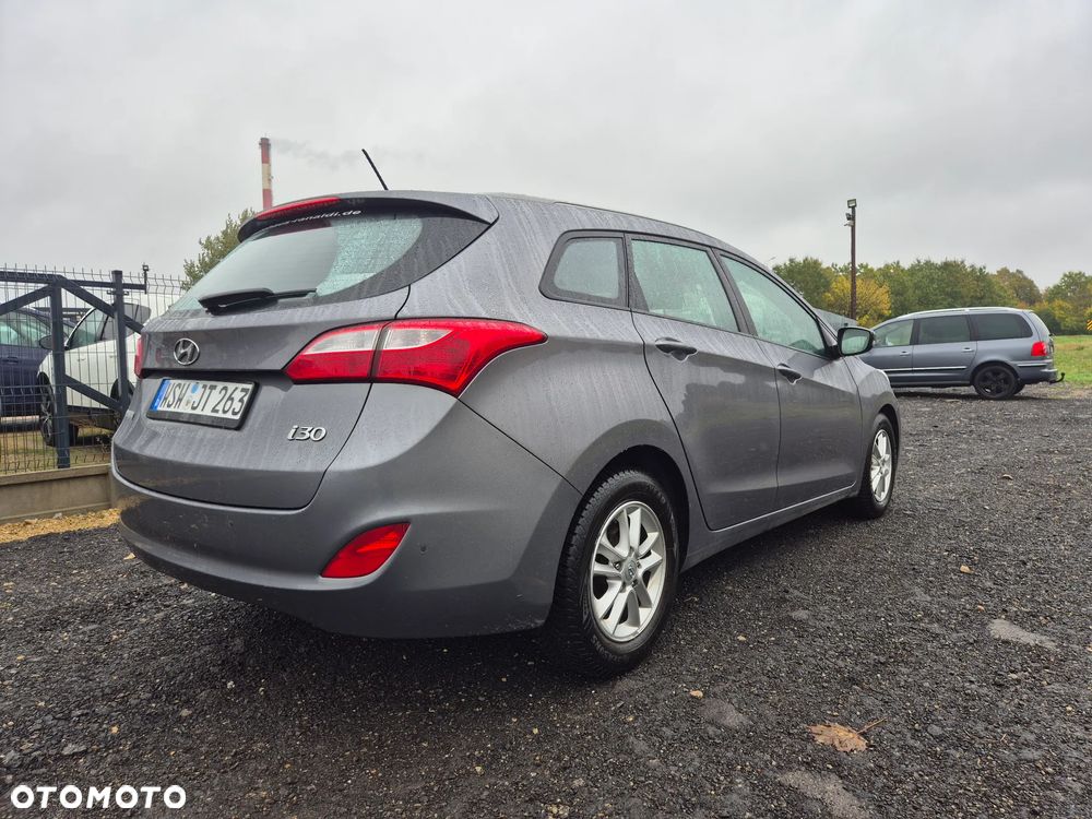 Hyundai i30 1.6 CRDI Passion - 3