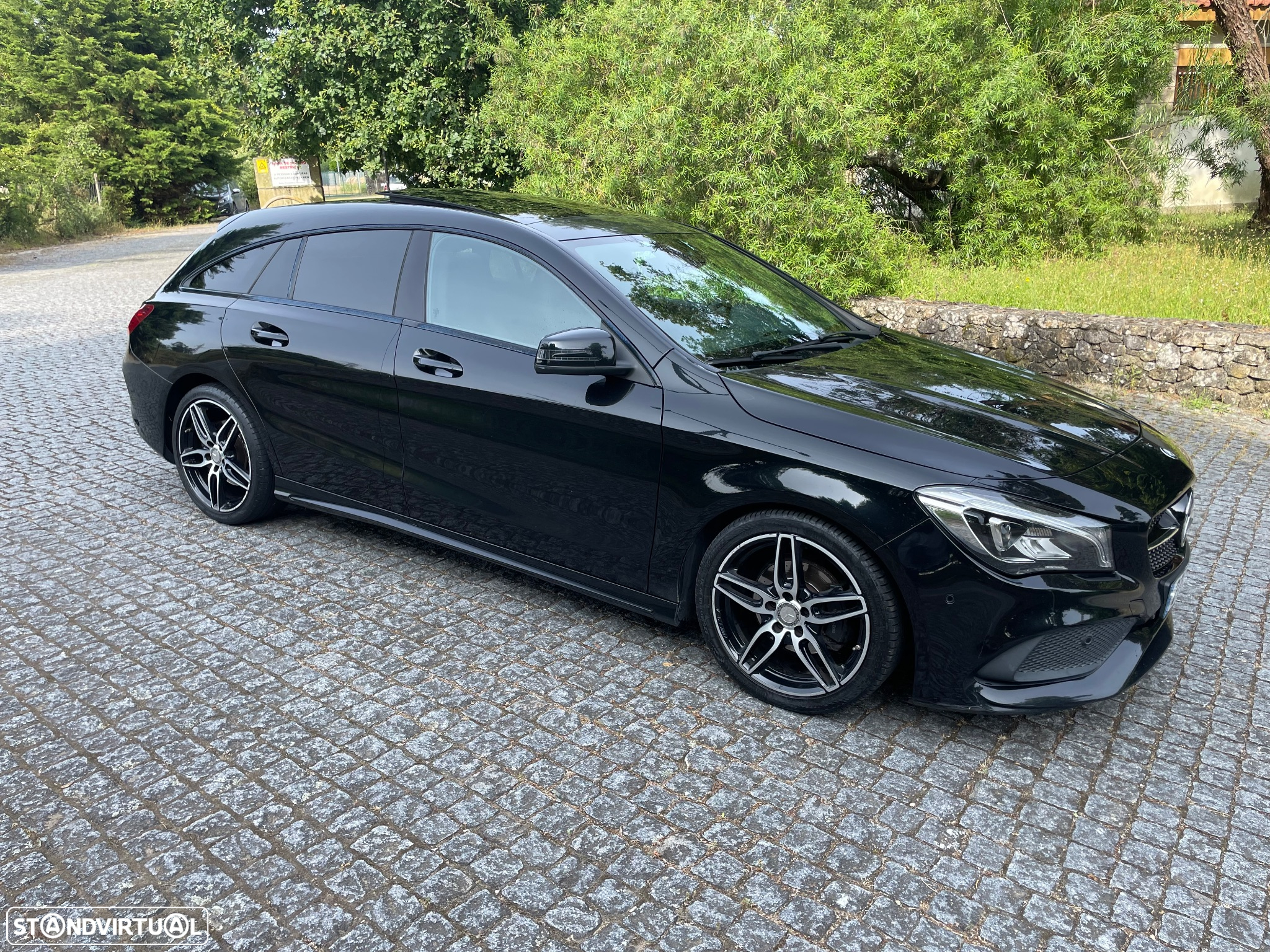 Mercedes-Benz CLA 180 d Shooting Brake AMG Line Aut. - 14