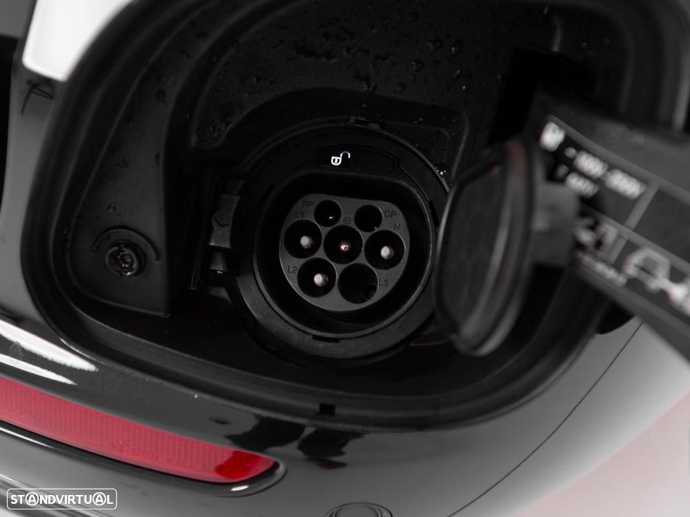 Mercedes-Benz E 300 de 4Matic 9G-TRONIC Avantgarde - 14