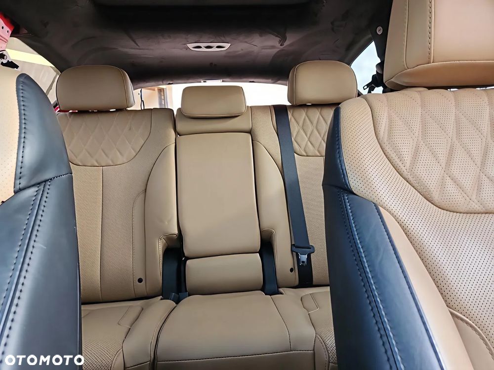 Hyundai Santa Fe - 9