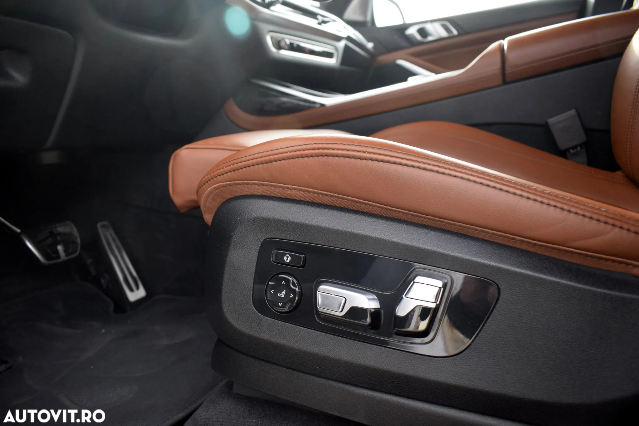 BMW X7 M60i xDrive AT MHEV - 35