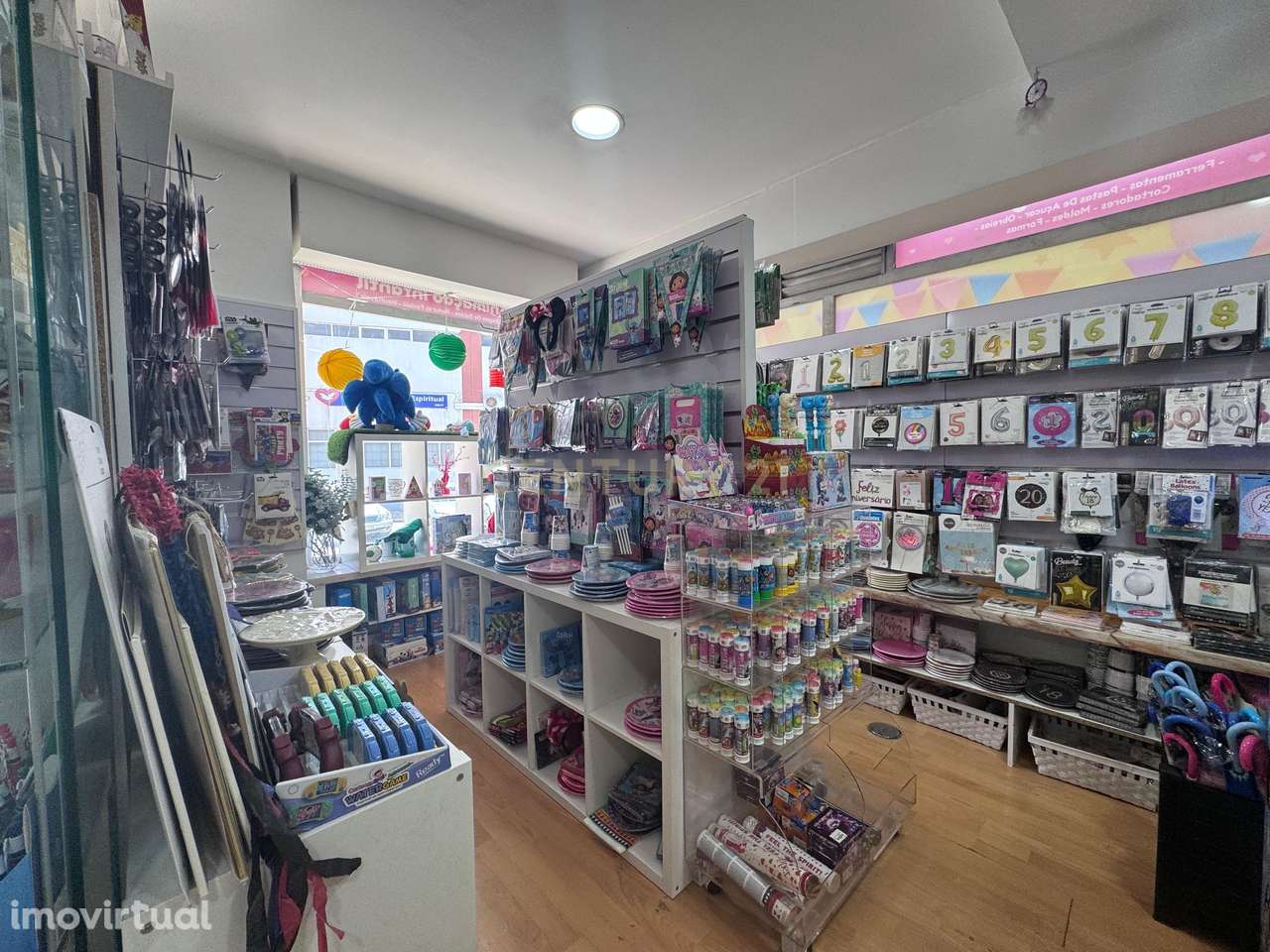 Loja de 2 andares Av. Elias Garcia - Grande imagem: 2/13