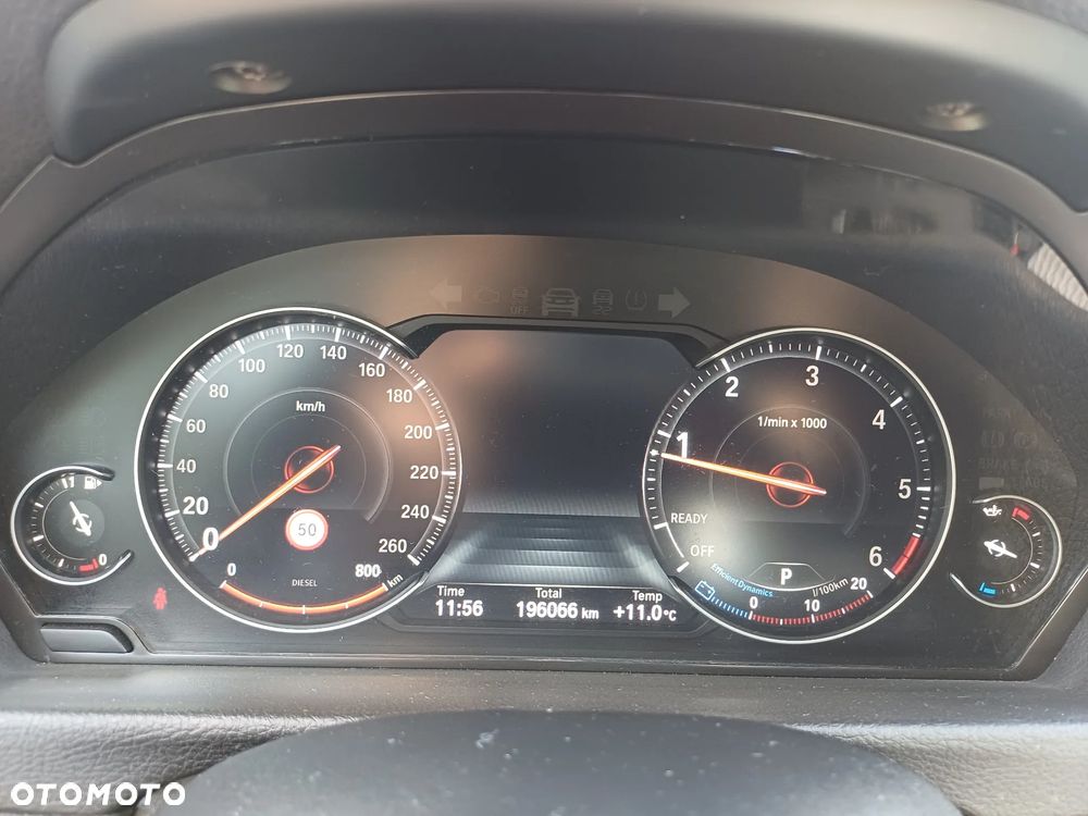 BMW Seria 3 320d M Sport - 33