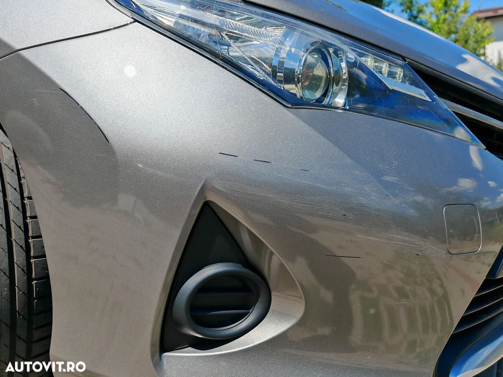 Toyota Auris 1.3 Dual VVT-i Terra - 36