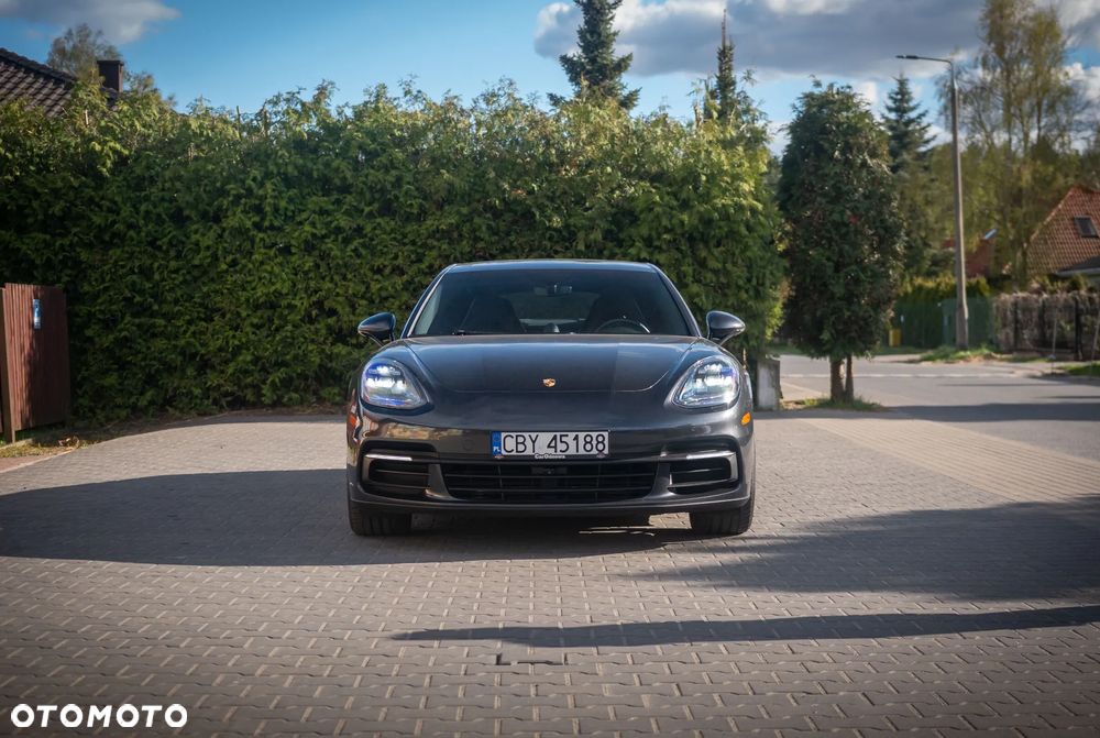 Porsche Panamera 4 - 2