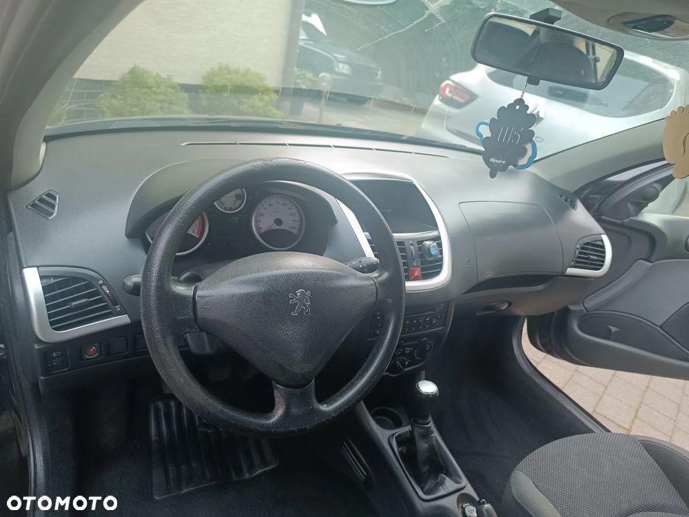 Peugeot 206 plus - 5
