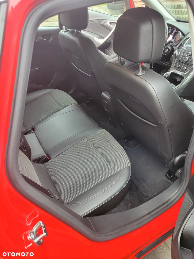 Opel Astra 1.7 CDTI DPF - 22