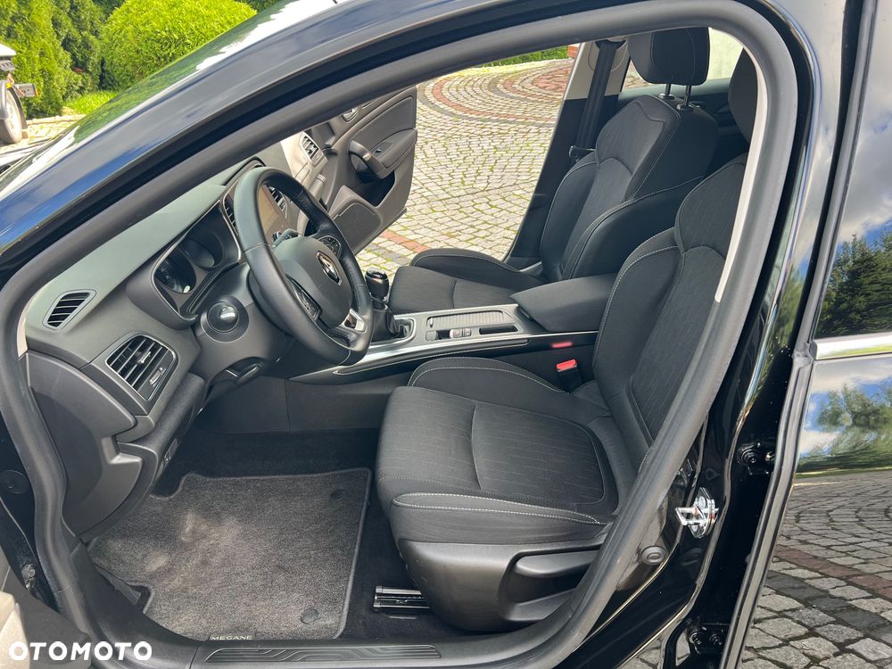Renault Megane 1.3 TCe FAP Limited - 27