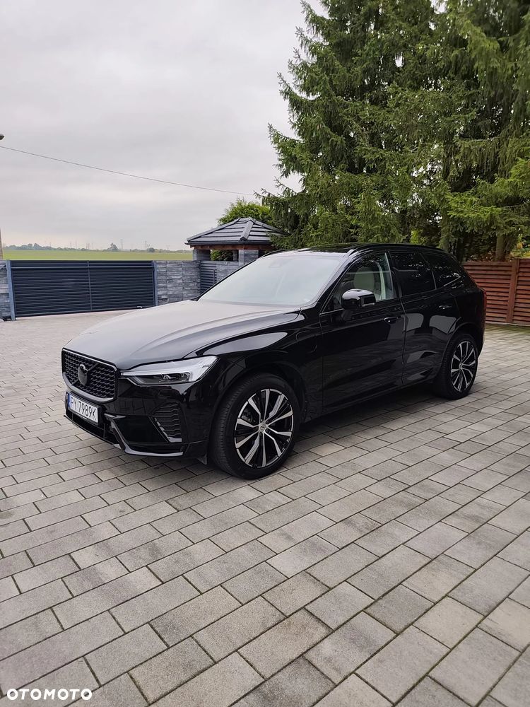 Volvo XC 60 T6 Plug-In Hybrid AWD Plus Dark - 1
