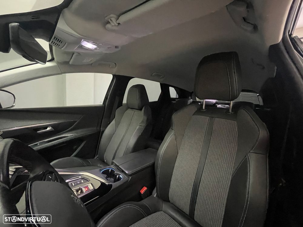 Peugeot 3008 1.6 Hybrid Allure Pack e-EAT8 - 22