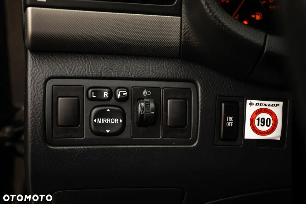 Toyota Avensis 1.8 VVT-i Combi - 23