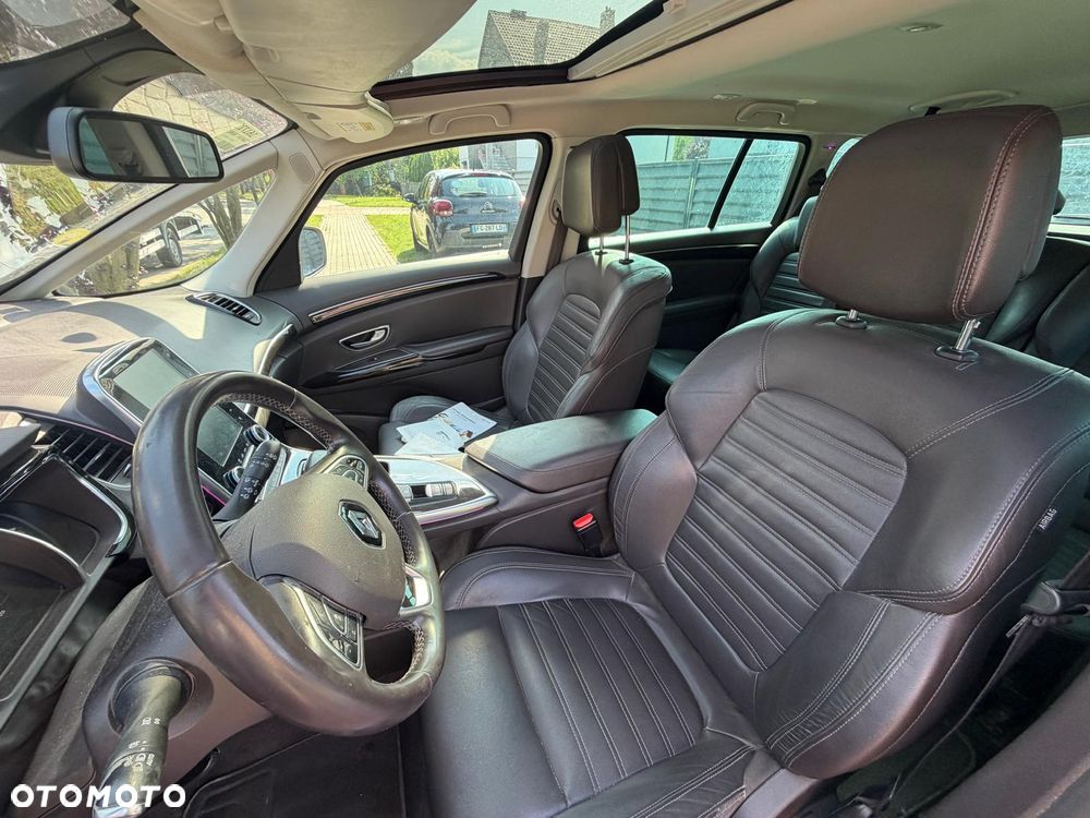 Renault Espace 1.6 dCi Energy Initiale Paris EDC 7os - 9