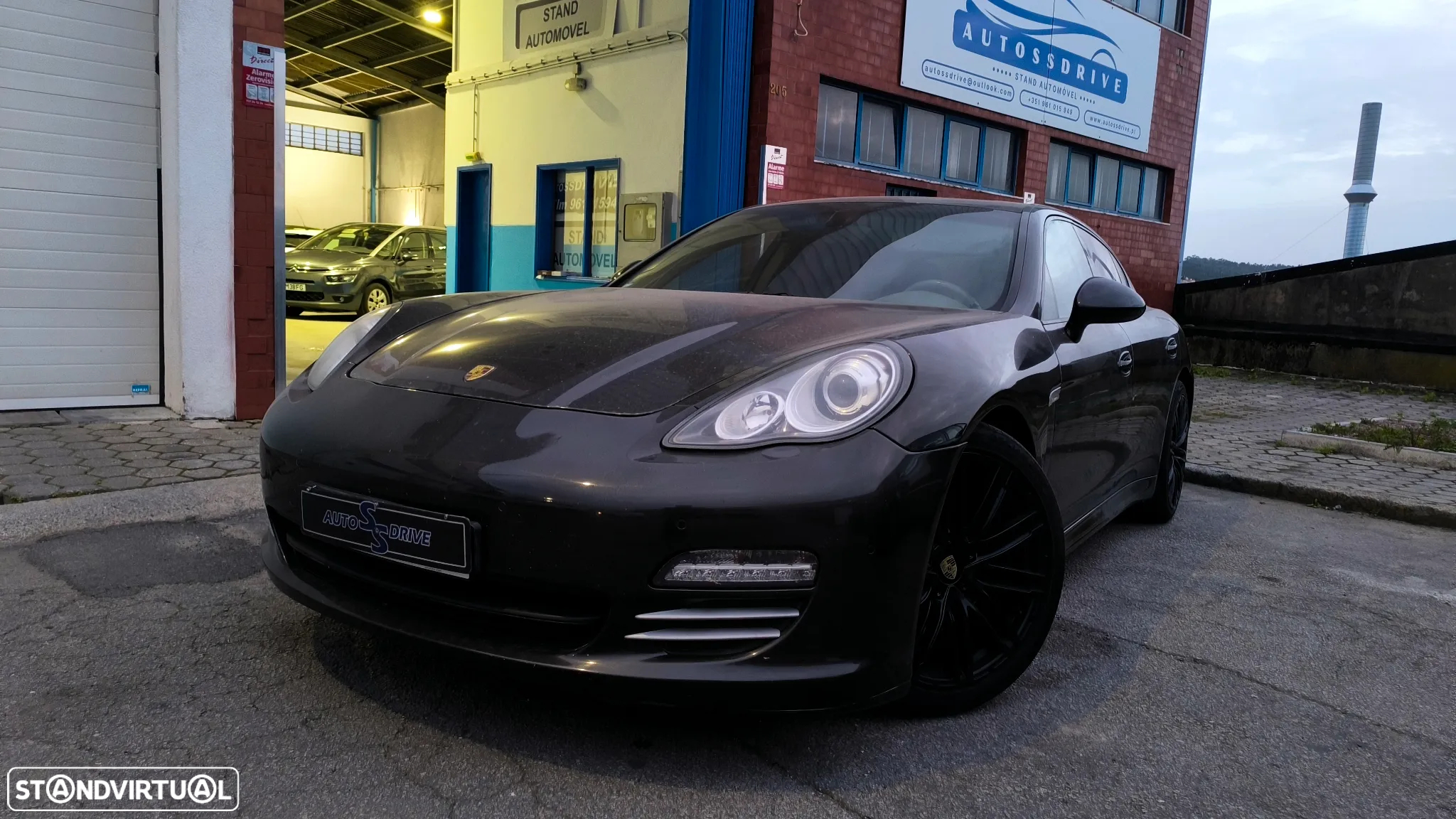 Porsche Panamera Platinum Edition PDK - 5