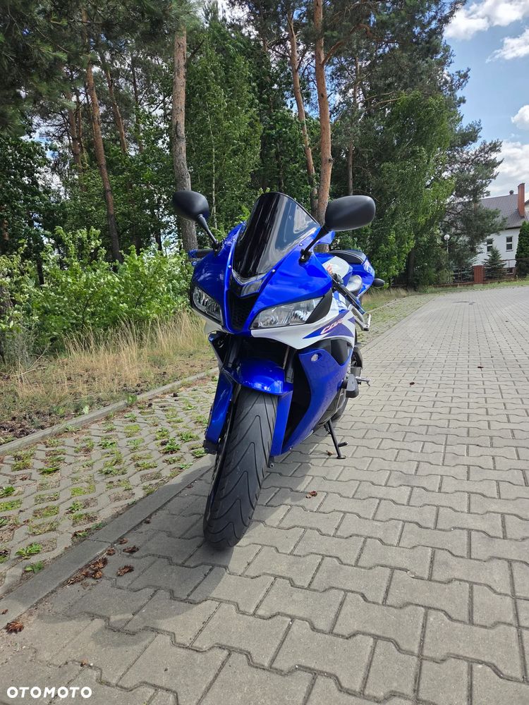 Honda CBR - 7