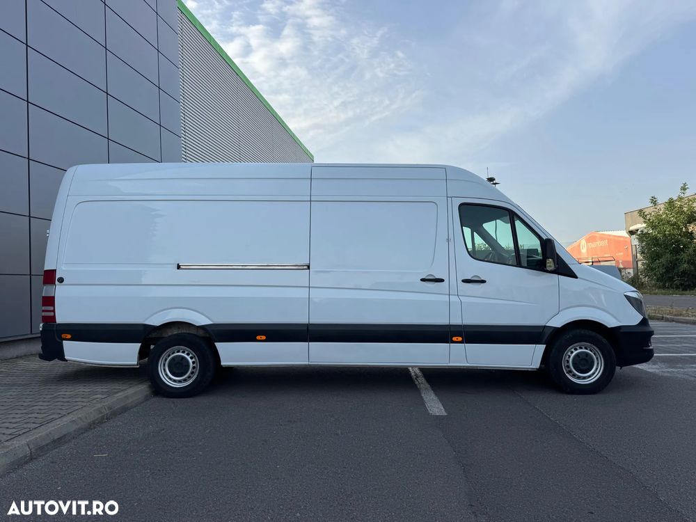 Mercedes-Benz Sprinter - 10