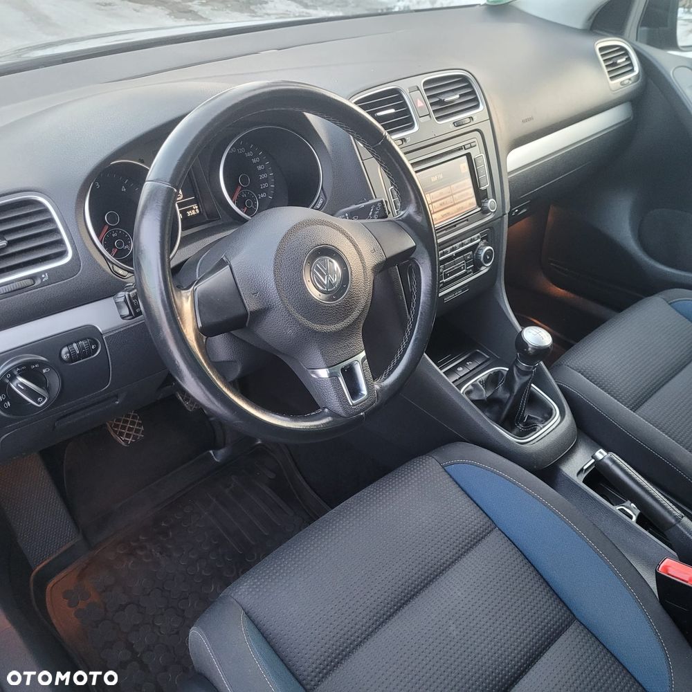 Volkswagen Golf - 17