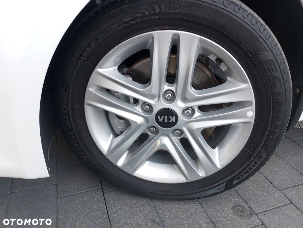Kia Ceed 1.5 T-GDI L Business Line - 25