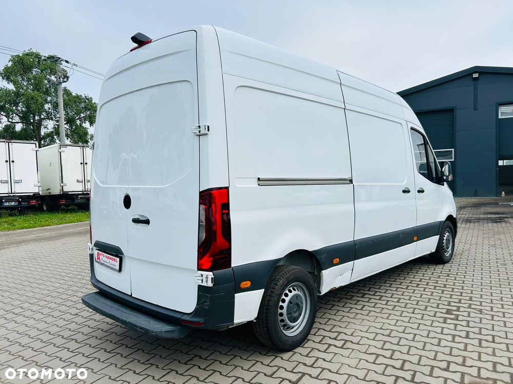 Mercedes-Benz Sprinter - 7