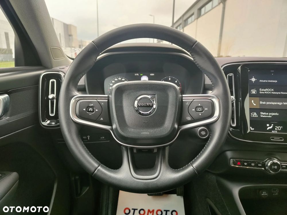 Volvo XC 40 D3 Momentum Pro - 17
