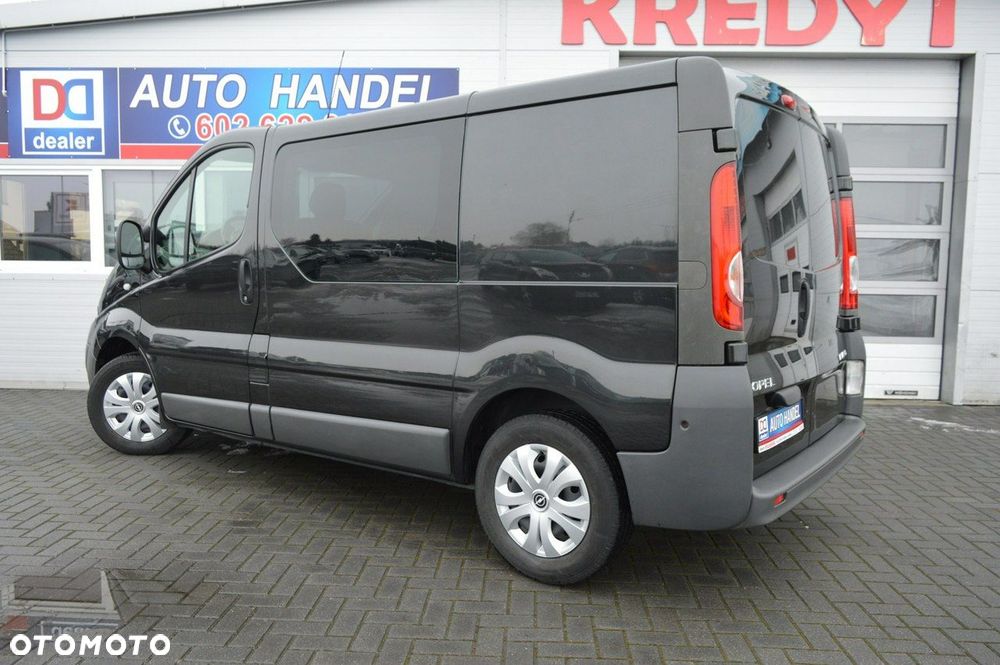 Opel Vivaro - 12