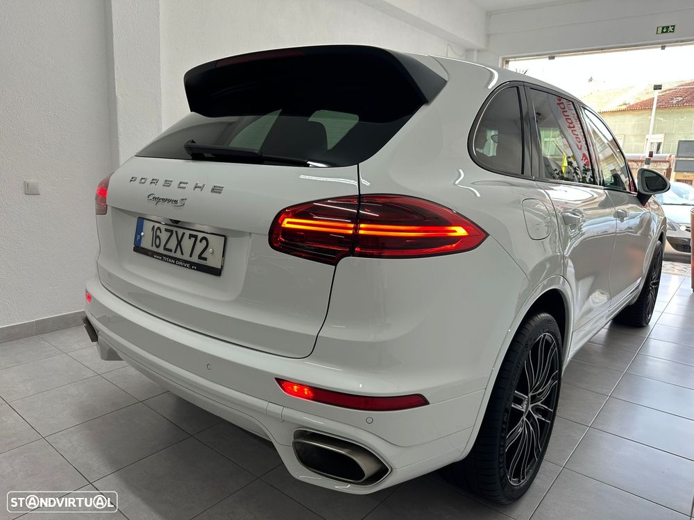 Porsche Cayenne Tiptronic S - 7