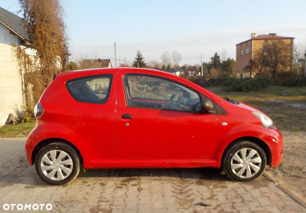 Toyota Aygo - 10