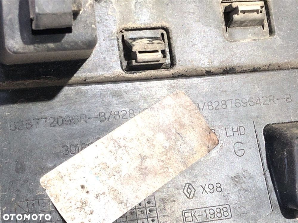 LISTWA DRZWI LEWY TYŁ  RENAULT CLIO IV (BH_) 2012 - 2022 1.2 16V 54 kW [73 KM] benzyna 2012 - 2022 - 6