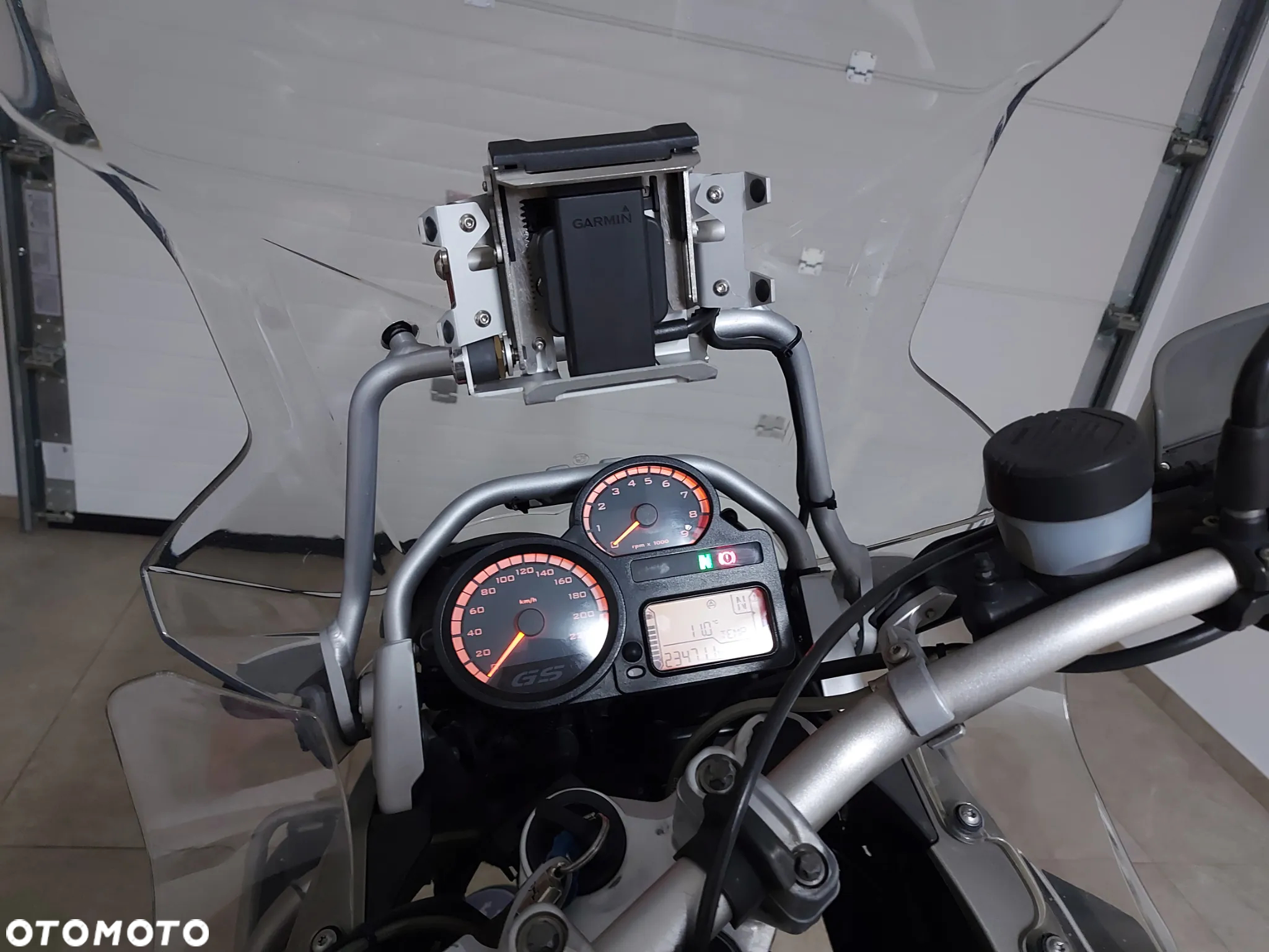 BMW Adventure - 9
