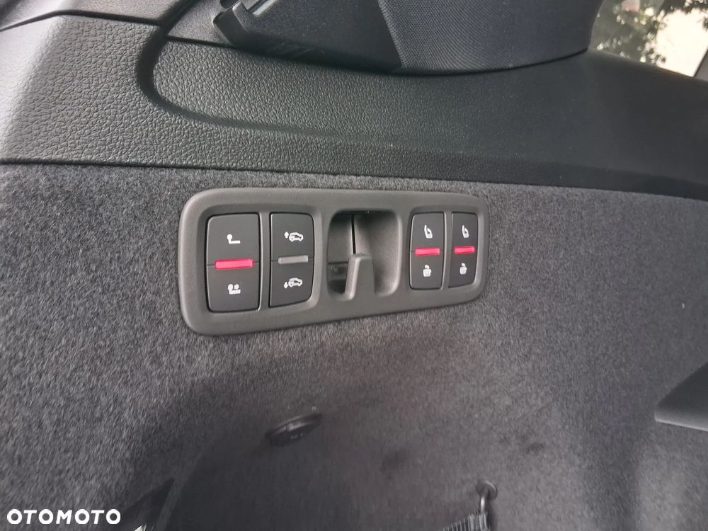 Audi Q7 - 11