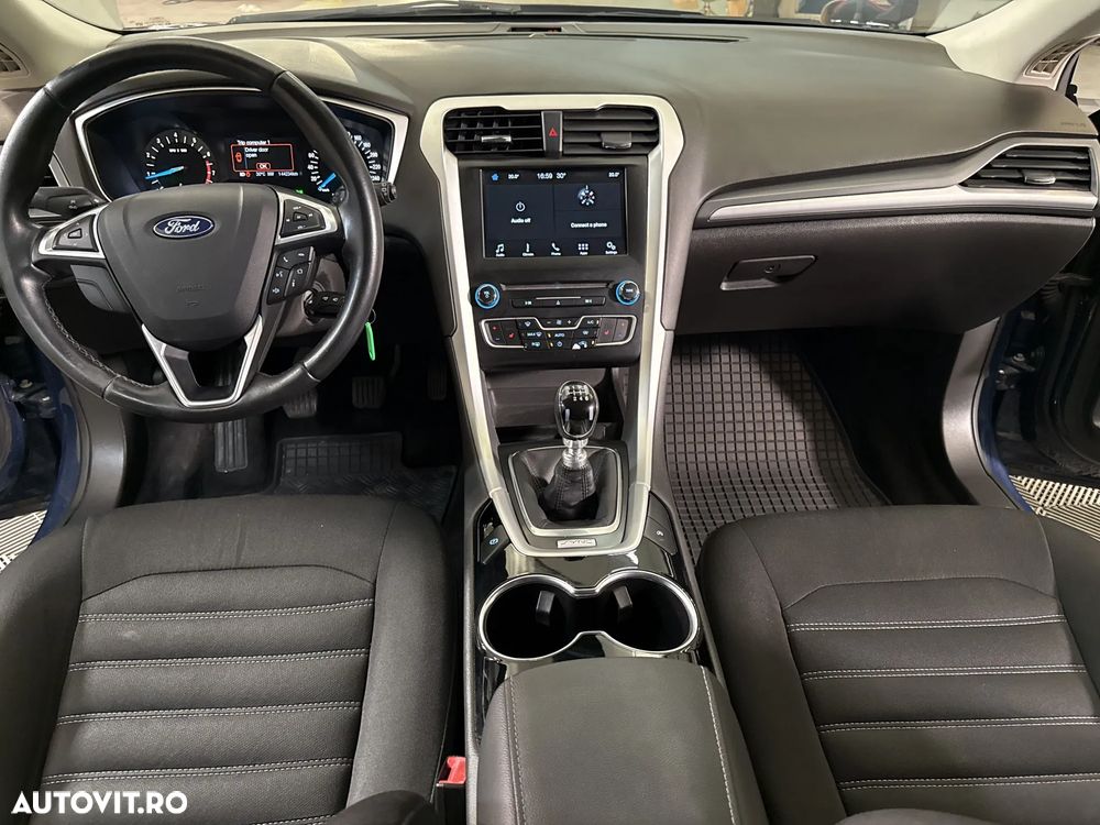 Ford Mondeo - 10