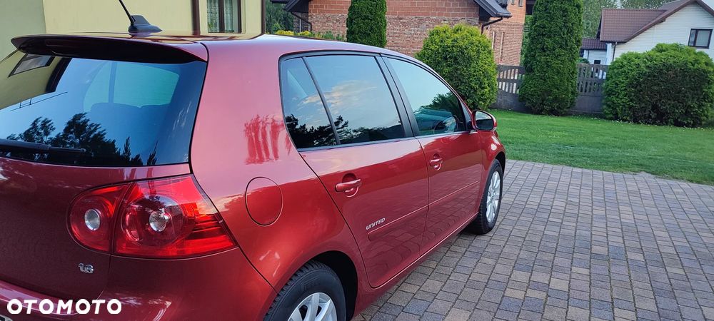 Volkswagen Golf 1.6 United - 10