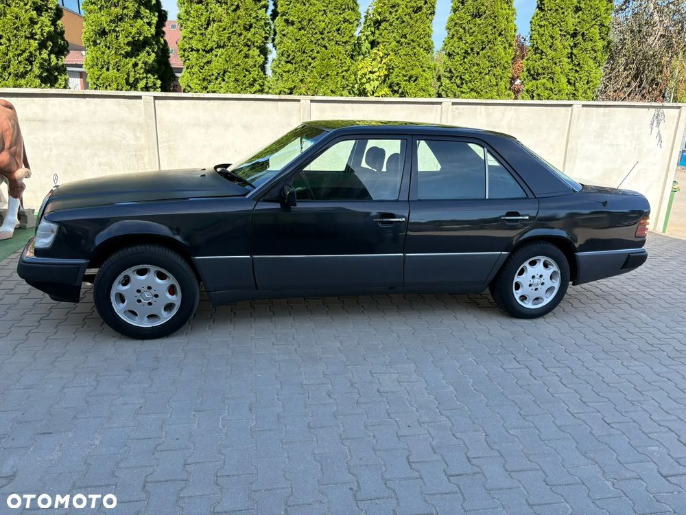 Mercedes-Benz W124 (1984-1993) - 2