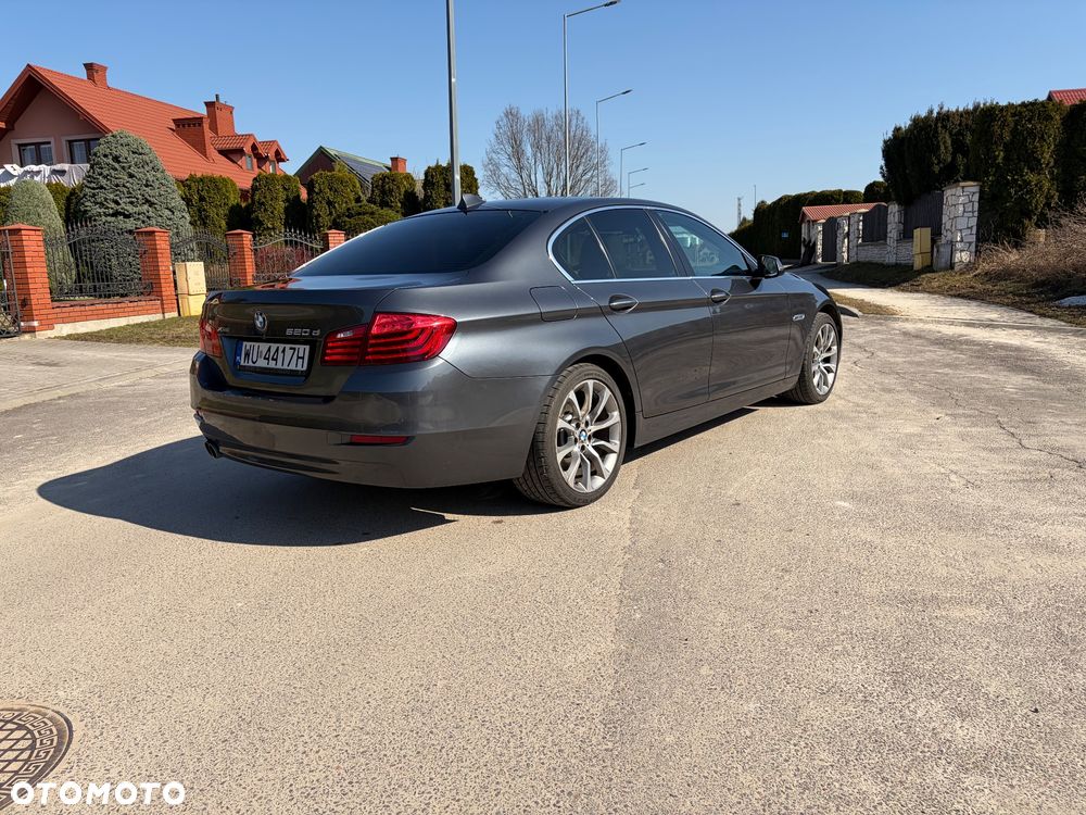 BMW Seria 5 520d xDrive Luxury Line - 6