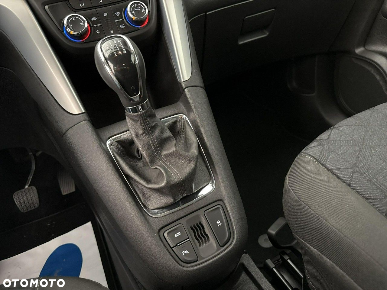 Opel Zafira - 16
