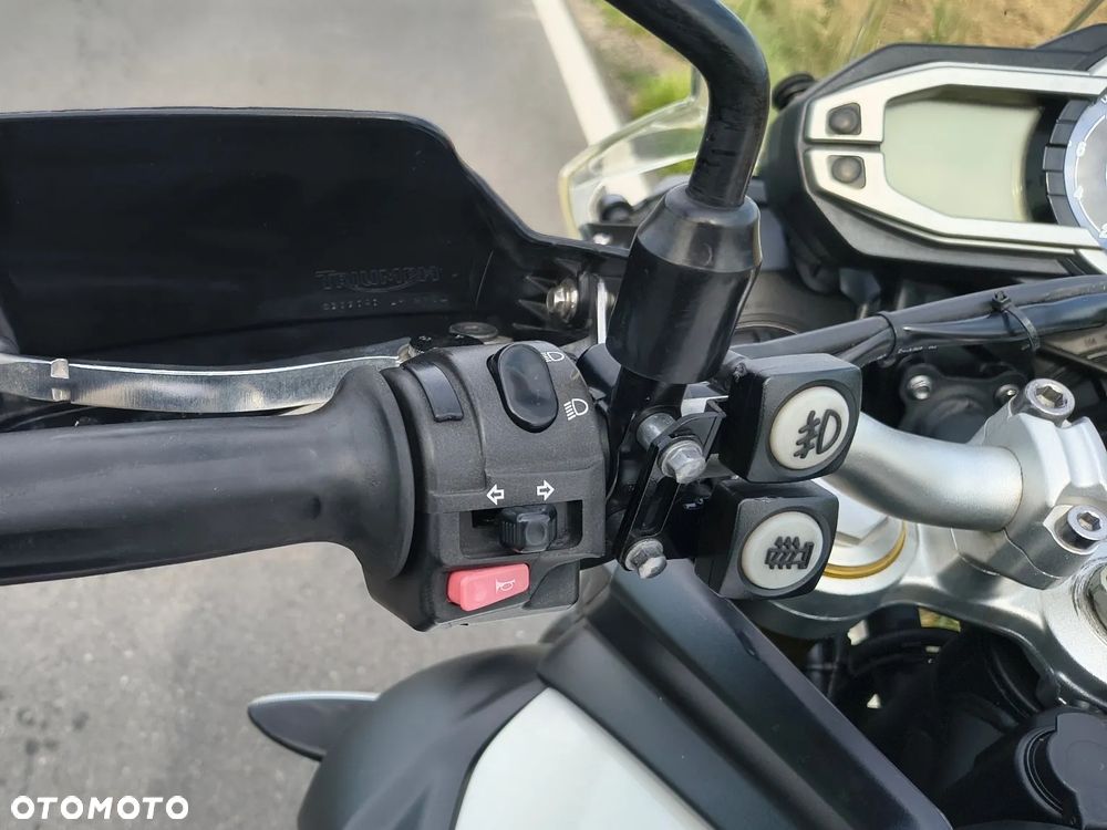 Triumph Tiger - 11