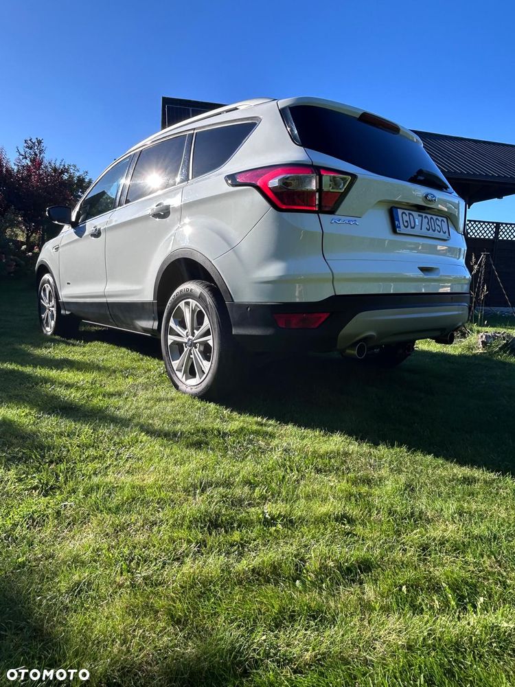 Ford Kuga 2.0 TDCi AWD Titanium - 4