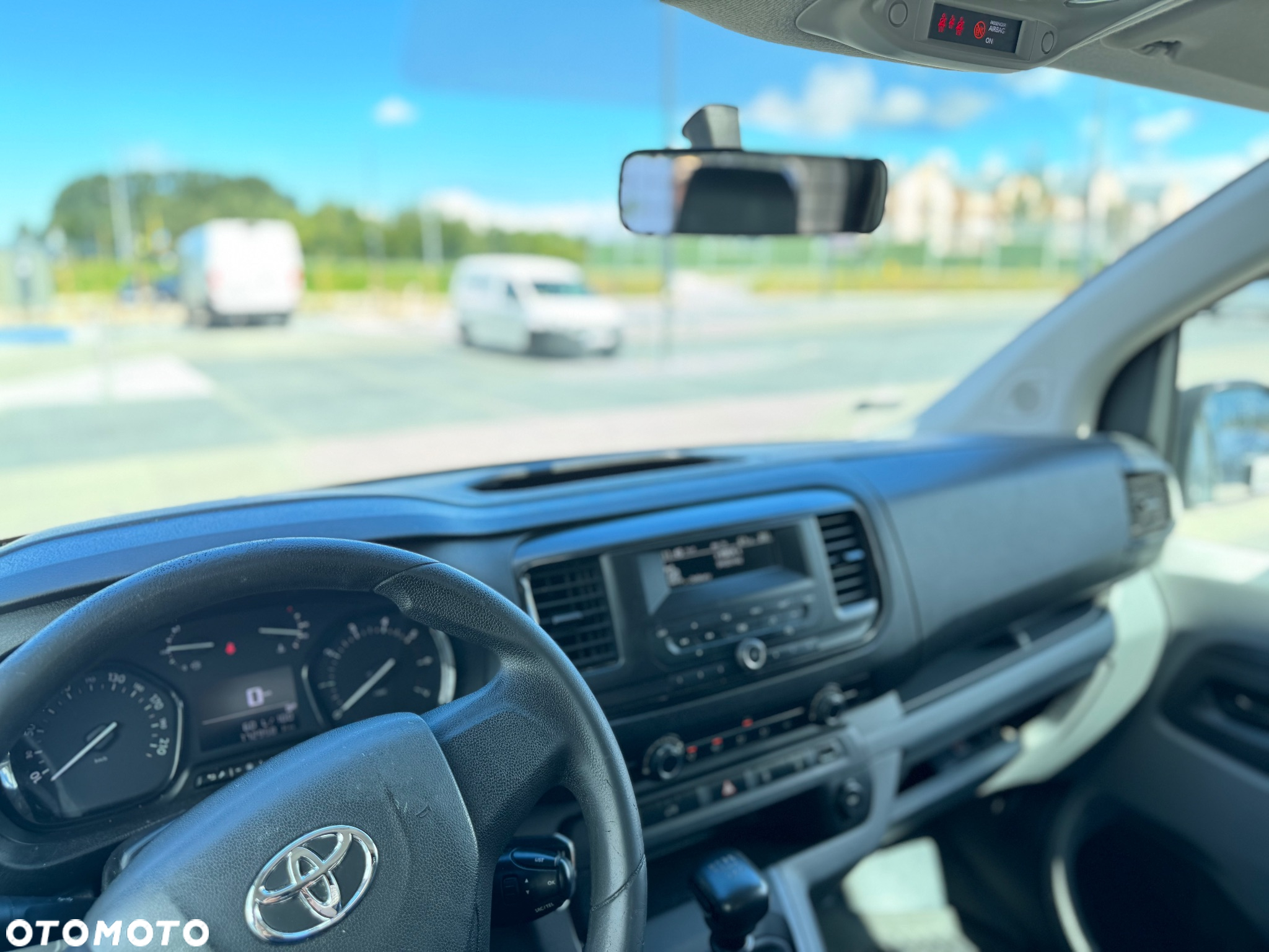 Toyota ProAce Kombi 1.6 D-4D Medium 2,7t - 32