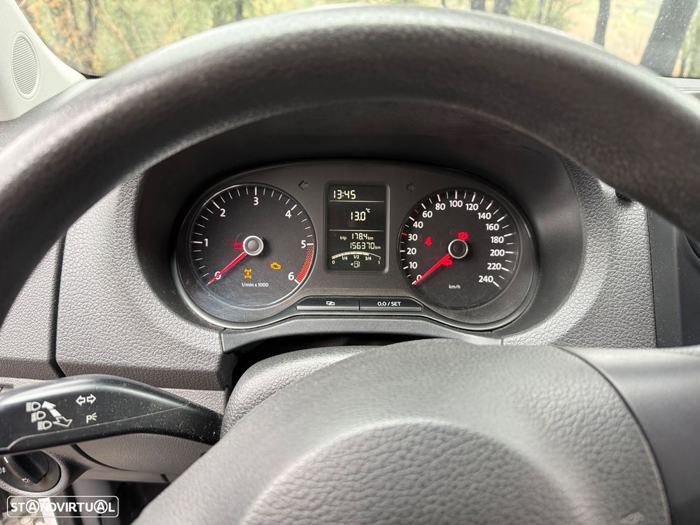 VW Amarok 2.0 TDi CD Trendline CM IP 4Motion - 4