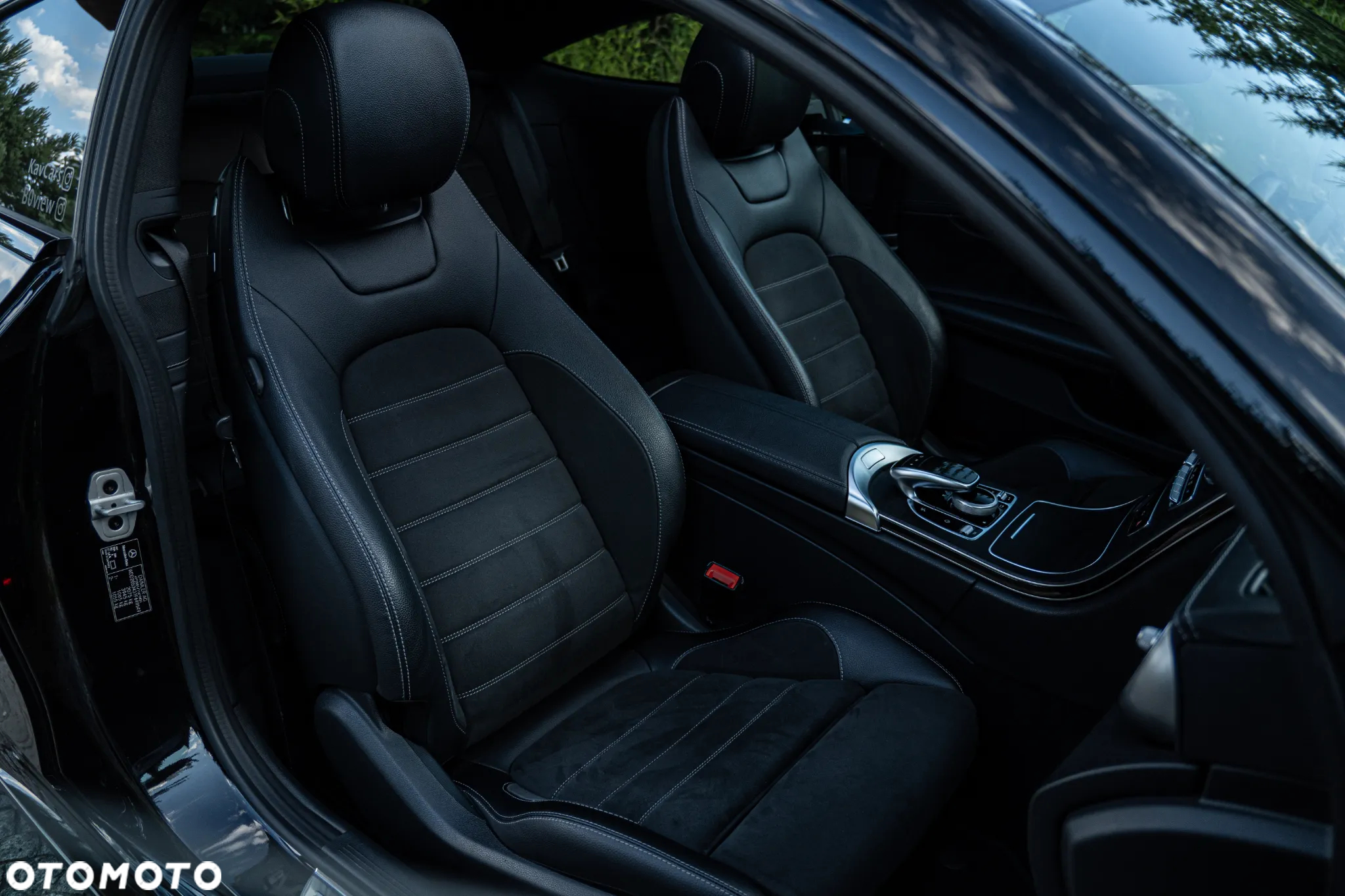 Mercedes-Benz Klasa C 200 Coupe 4Matic 9G-TRONIC AMG Line - 12